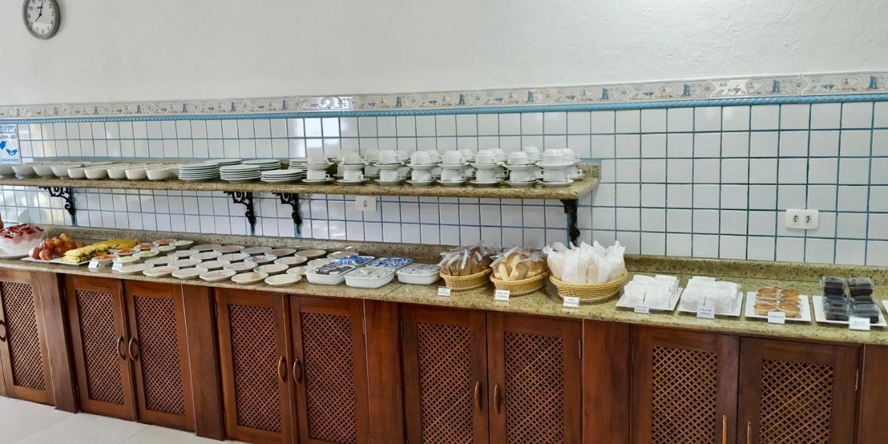 איליה-בלה Colonial Hotel מראה חיצוני תמונה