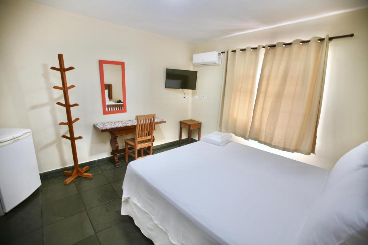 איליה-בלה Colonial Hotel מראה חיצוני תמונה